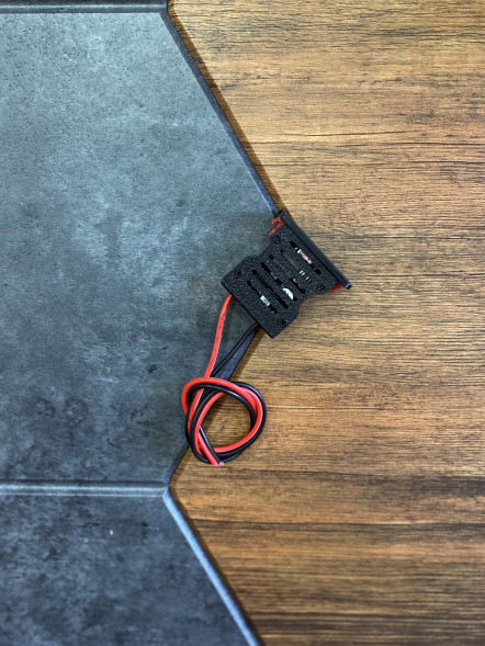 Блок зарядки USB-C 65W для BMW E36 в Барнауле