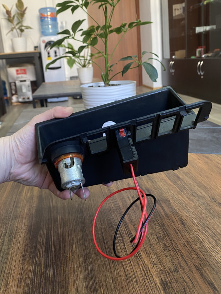 Блок зарядки USB-C 65W для BMW E36 в Барнауле