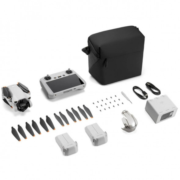 Квадрокоптер DJI Mini 3 Fly More Combo (DJI RC) в Барнауле