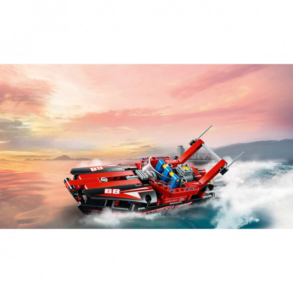 Конструктор LEGO Technic 42089 Моторная лодка в Барнауле