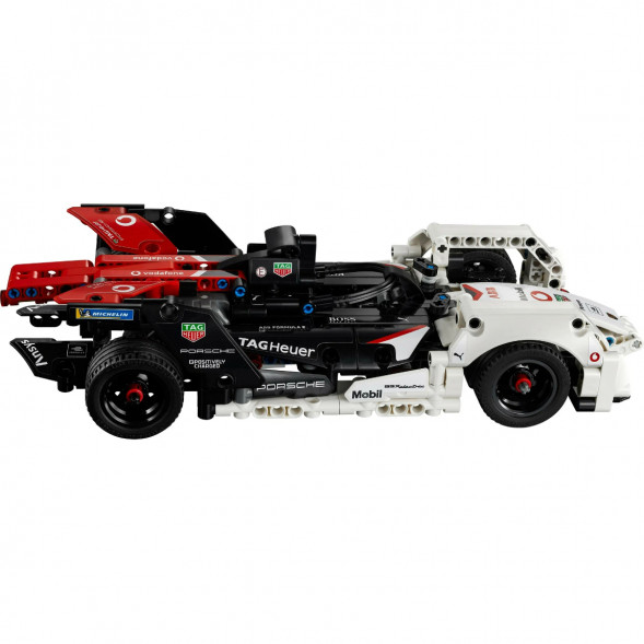Конструктор LEGO Technic 42137 Formula E Porsche 99X Electric в Барнауле
