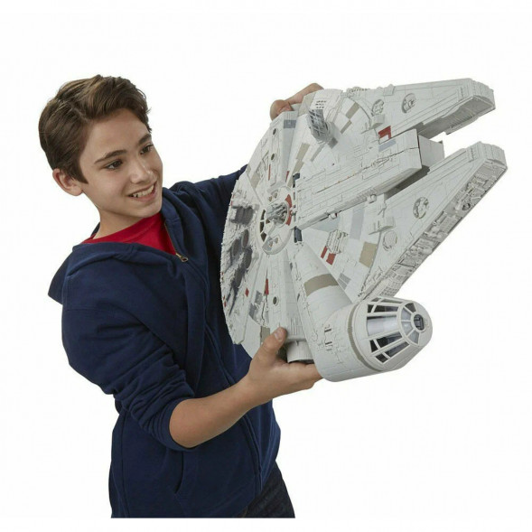 Игровой набор Star Wars (Hasbro) Флагманский космический корабль Звездных войн (B3678) в Барнауле