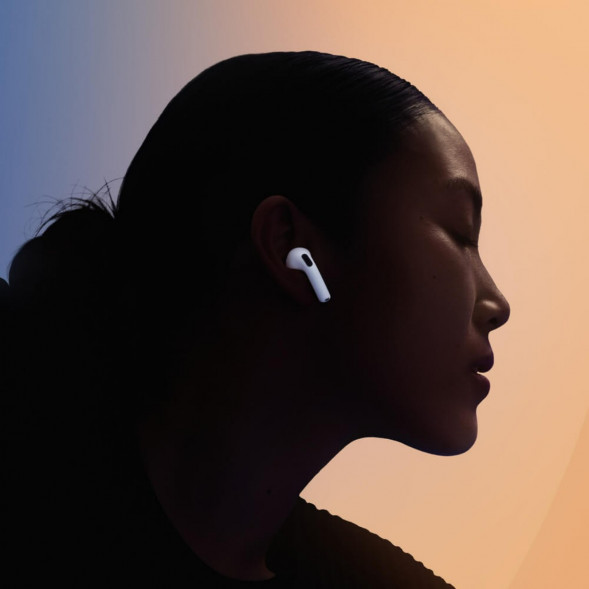 Наушники Apple AirPods 4 (с шумоподавлением) в Барнауле