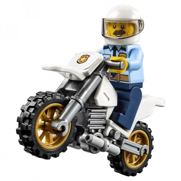 Конструктор LEGO City Police 60137 Побег на буксировщике в Барнауле