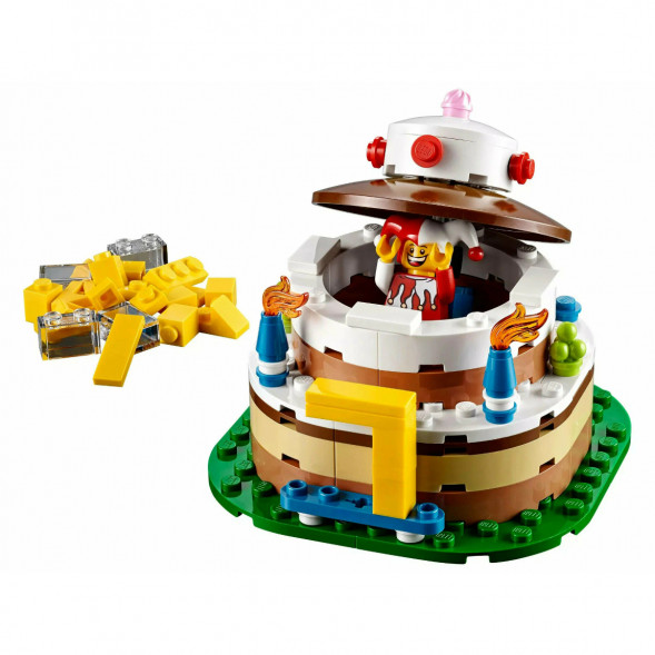 Конструктор LEGO Seasonal 40153 Торт на День Рождения в Барнауле