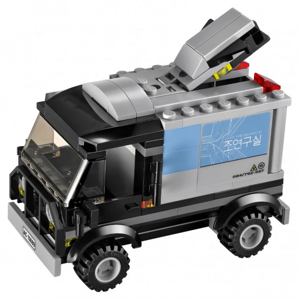 Конструктор LEGO Super Heroes 76032 Погоня на Квинджете Мстителей в Барнауле