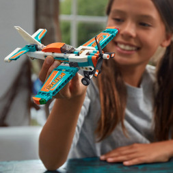 Конструктор LEGO Technic 42117 Гоночный самолёт