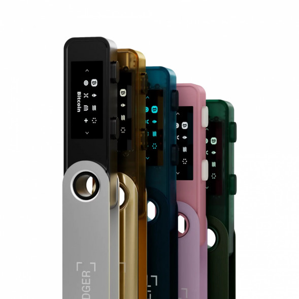 Криптокошелек Ledger Nano S Plus 1 шт., Sapphire Blue в Барнауле