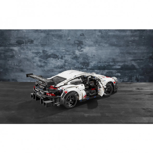 Конструктор LEGO Technic 42096 Porsche 911 RSR в Барнауле