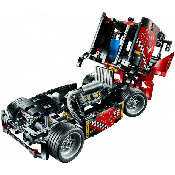 Конструктор LEGO Technic 42041 Гоночный грузовик в Барнауле