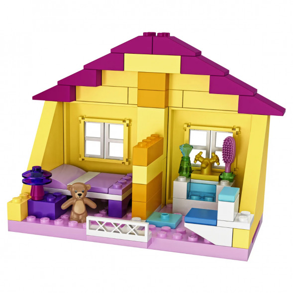 Конструктор LEGO Juniors 10686 Семейный домик в Барнауле